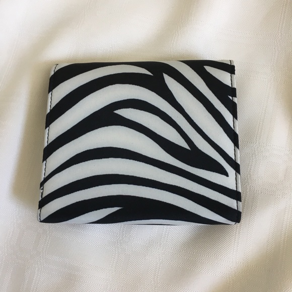 Express Wallet - Picture 2 of 5